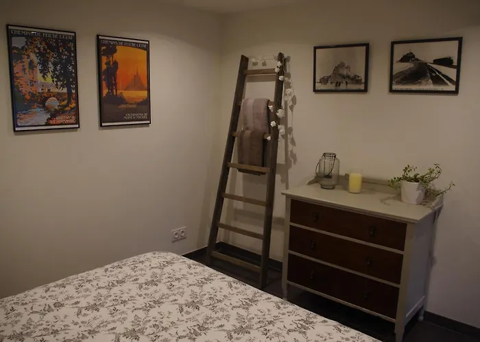 بيت للعطل Cosy Ferme De Village En Baie Du Mont Saint Michel Vains